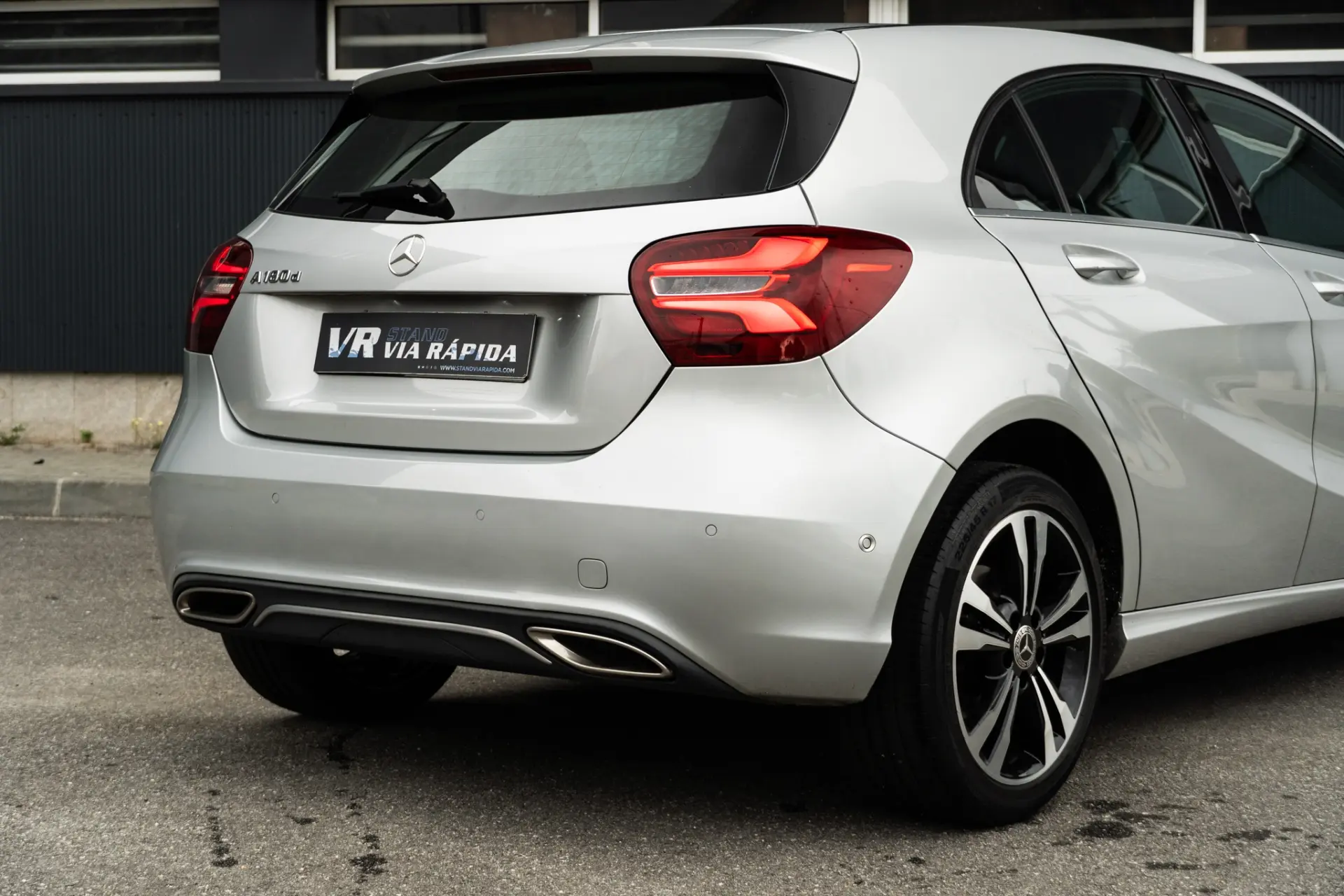 Mercedes-Benz A 180 d Style Plus Aut. 32