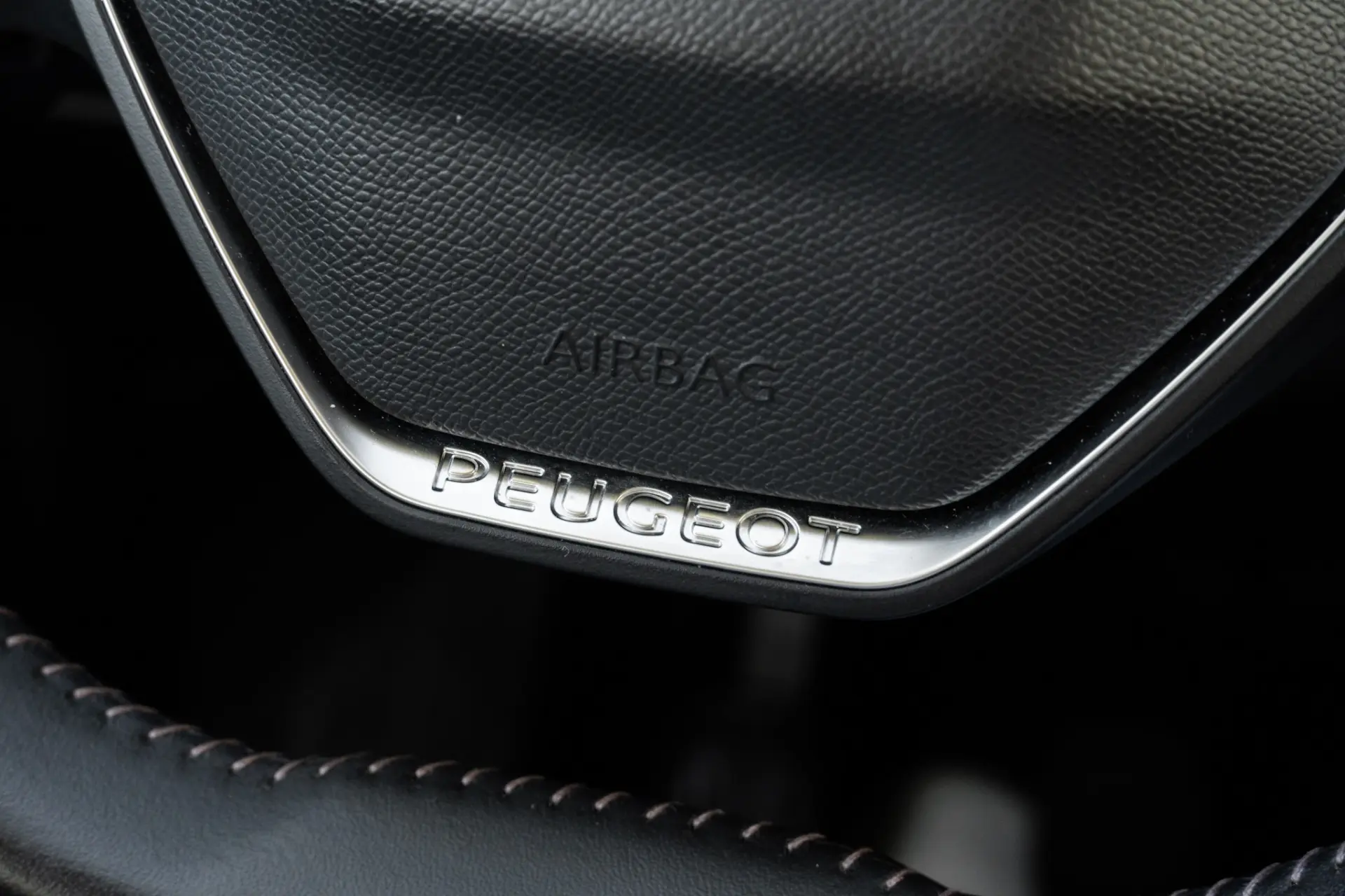 Peugeot 3008 1.5 BlueHDi Active Pack 47