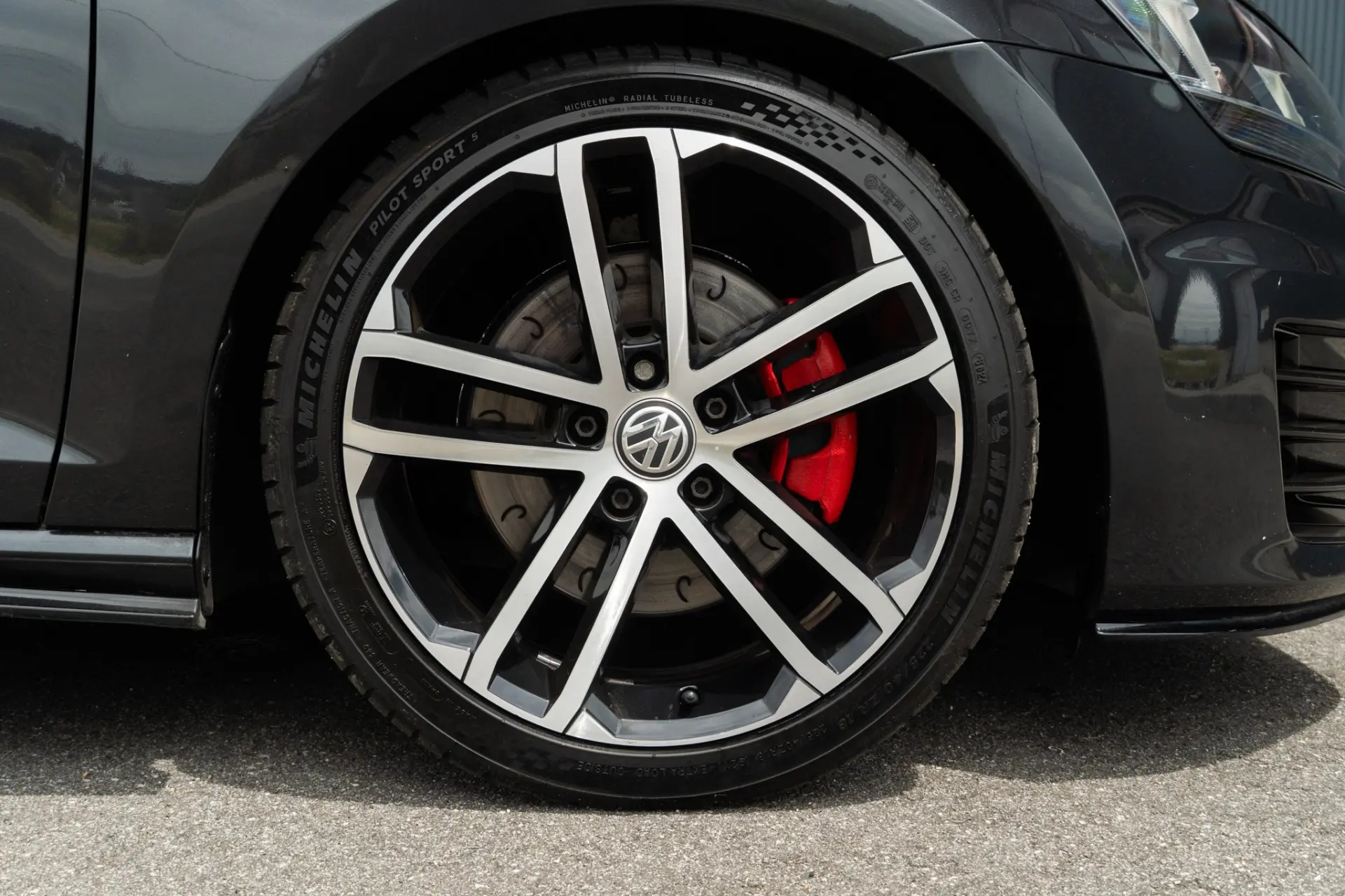 Volkswagen Golf 2.0 TDi GTD DSG 37