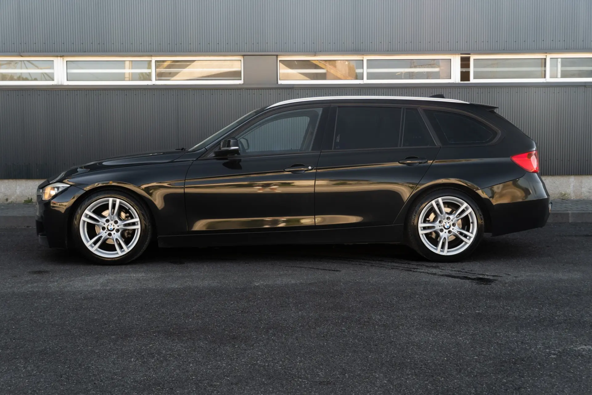 BMW 318 d Auto Line Sport 35
