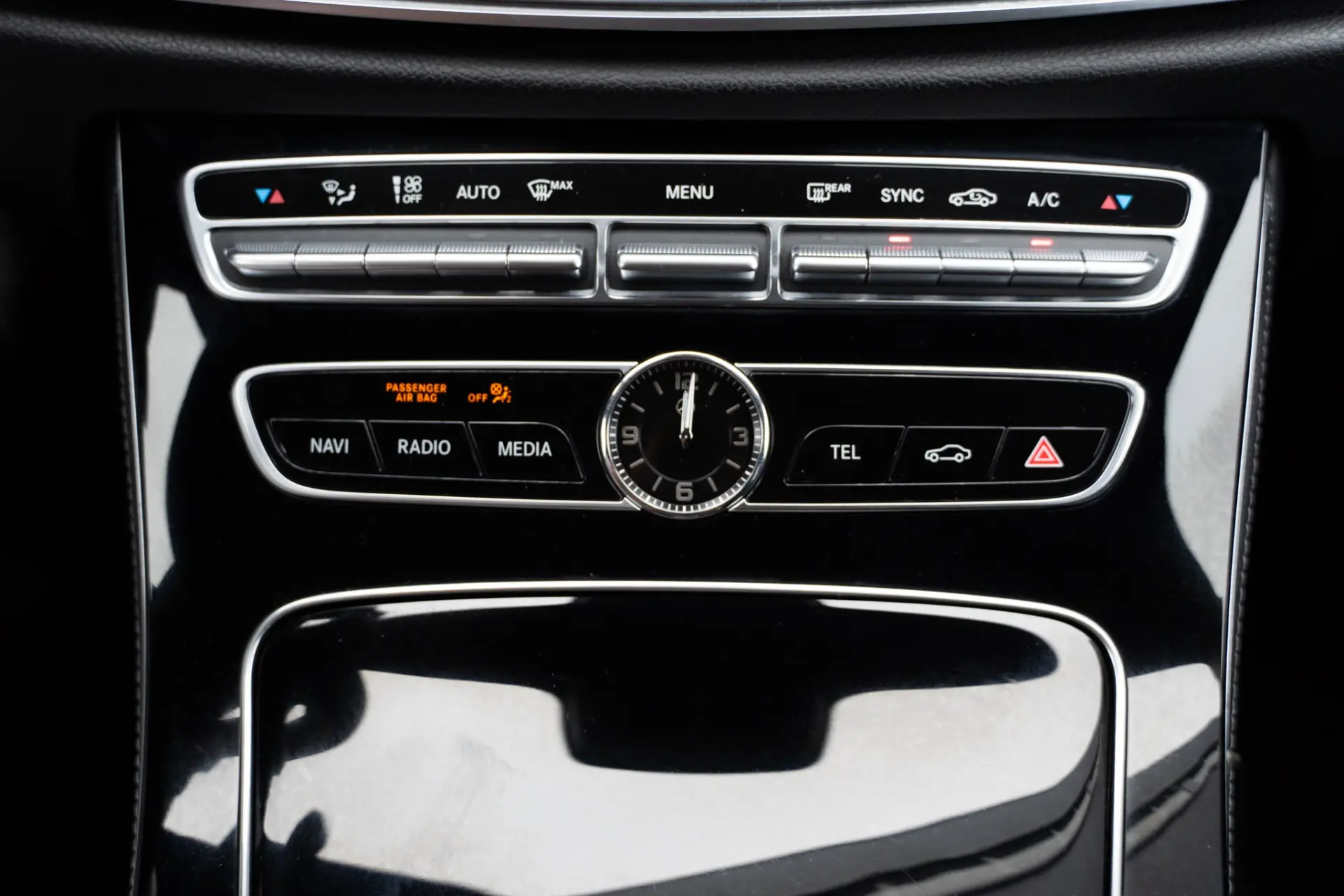 Mercedes-Benz E 220 D Avantgarde 23