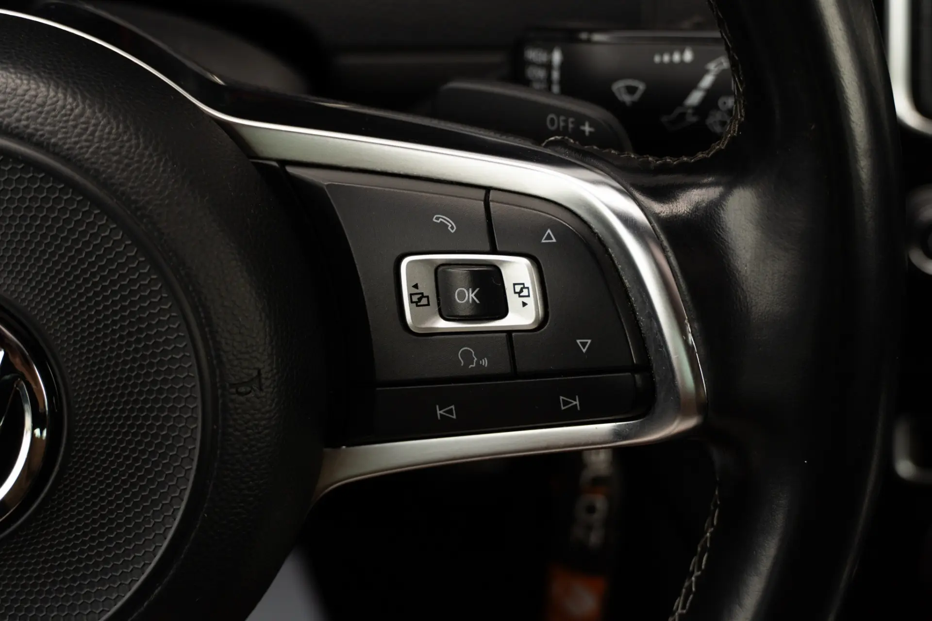 Volkswagen Golf 2.0 TDi GTD DSG 44