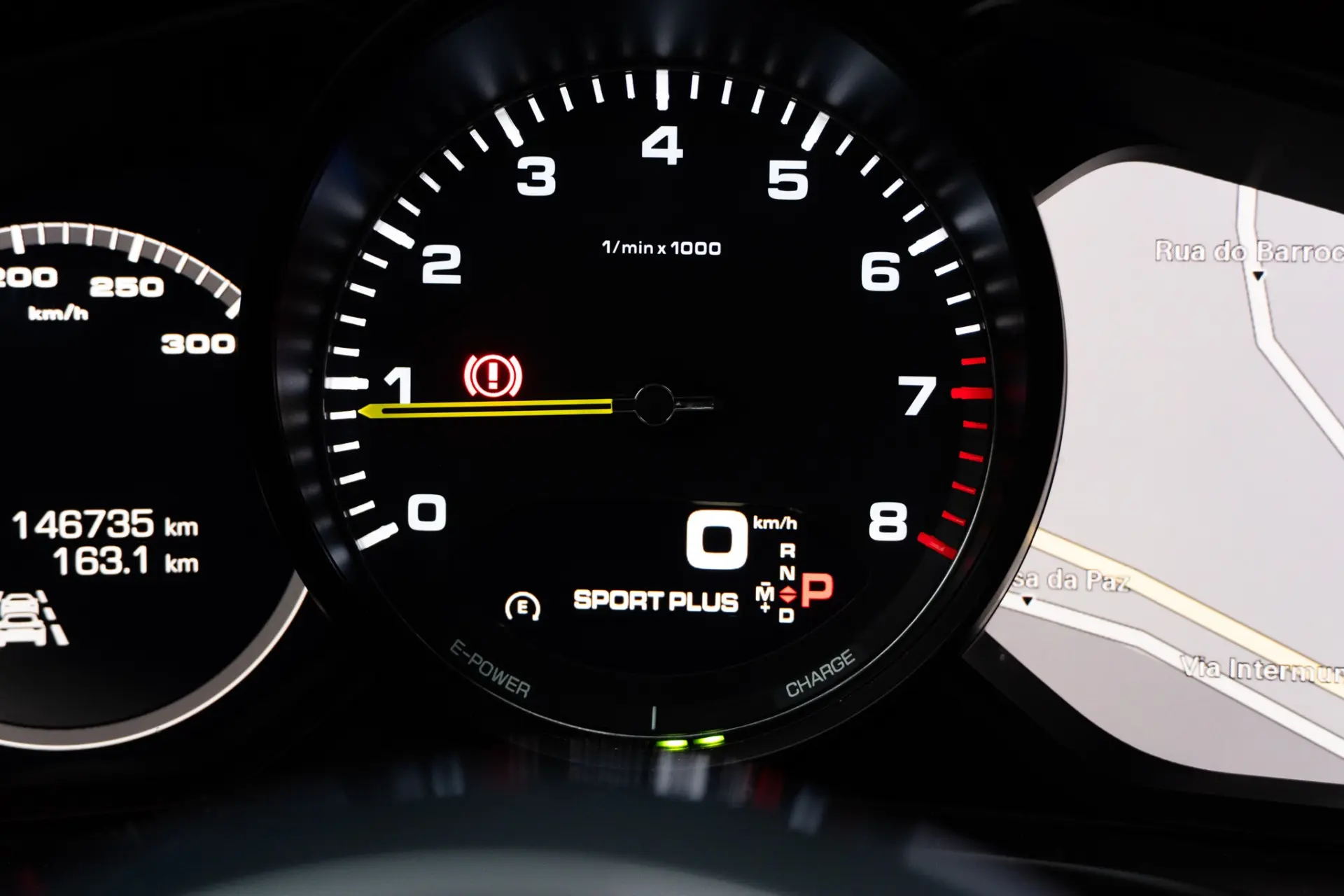 Porsche Panamera Sport Turismo 4 E-Hybrid Platinum Edition PDLS 12