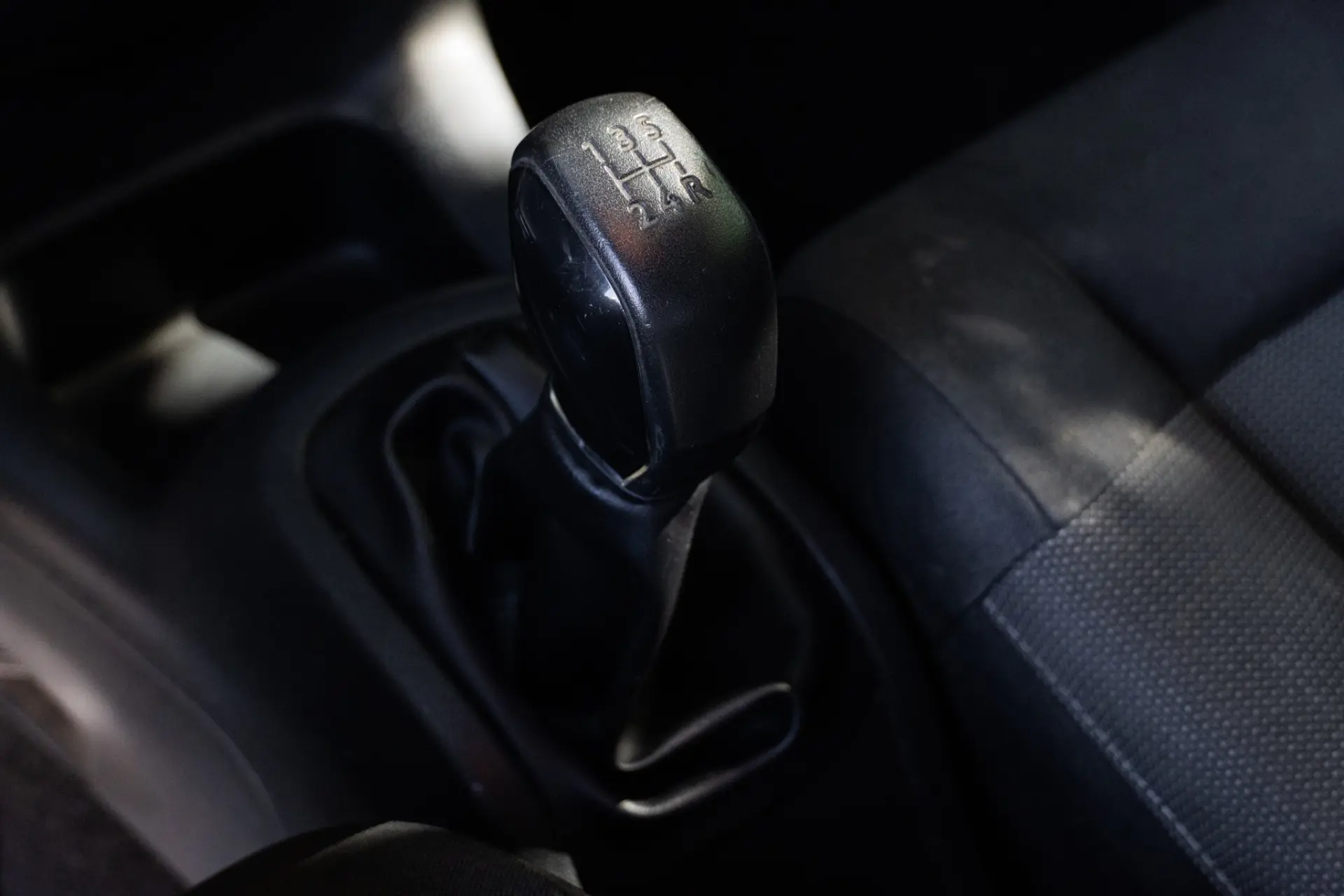 Citroen C4 Cactus 1.2 PureTech Feel 26