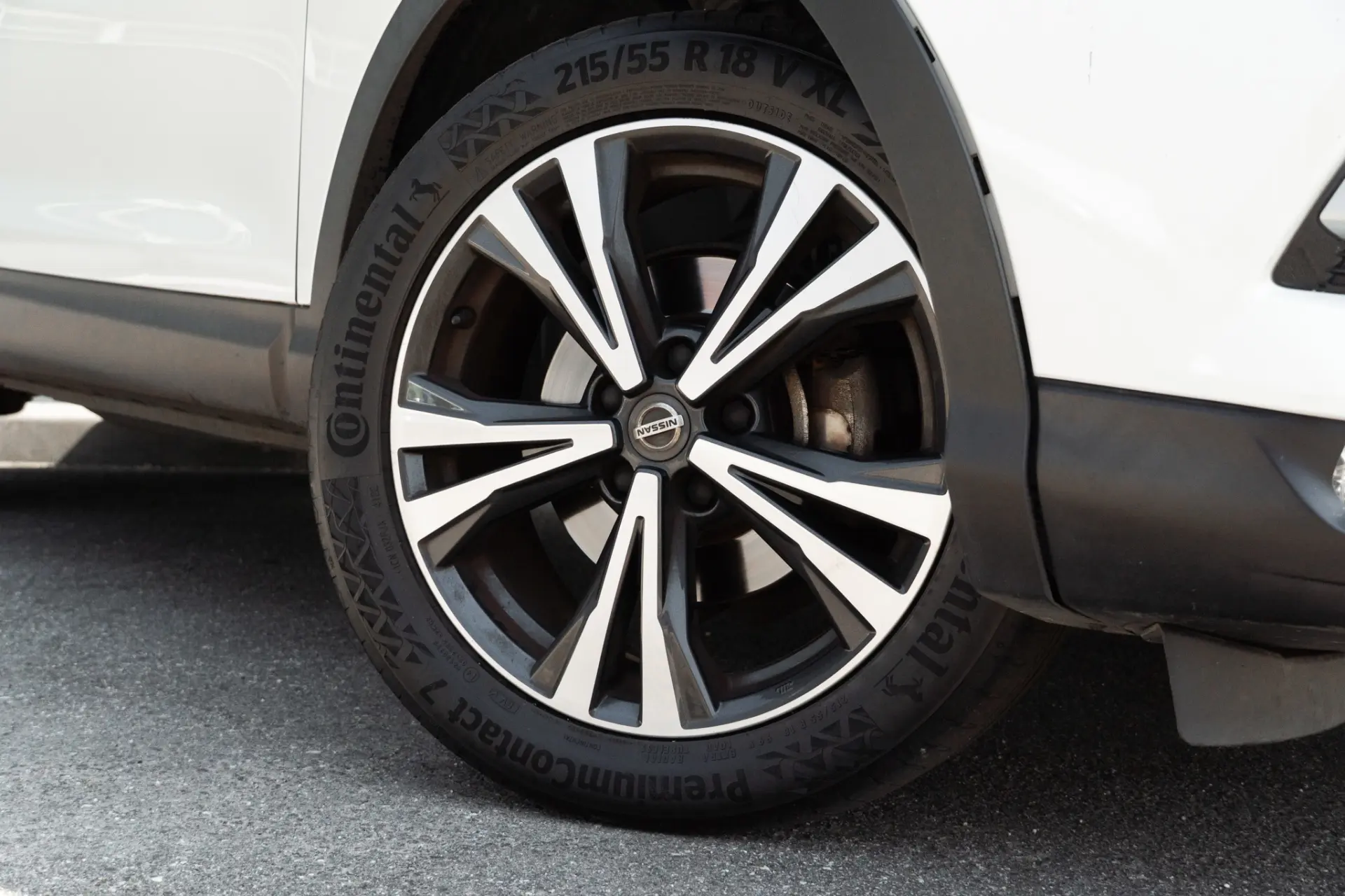 Nissan Qashqai 1.5 dCi N-Connecta J18 24
