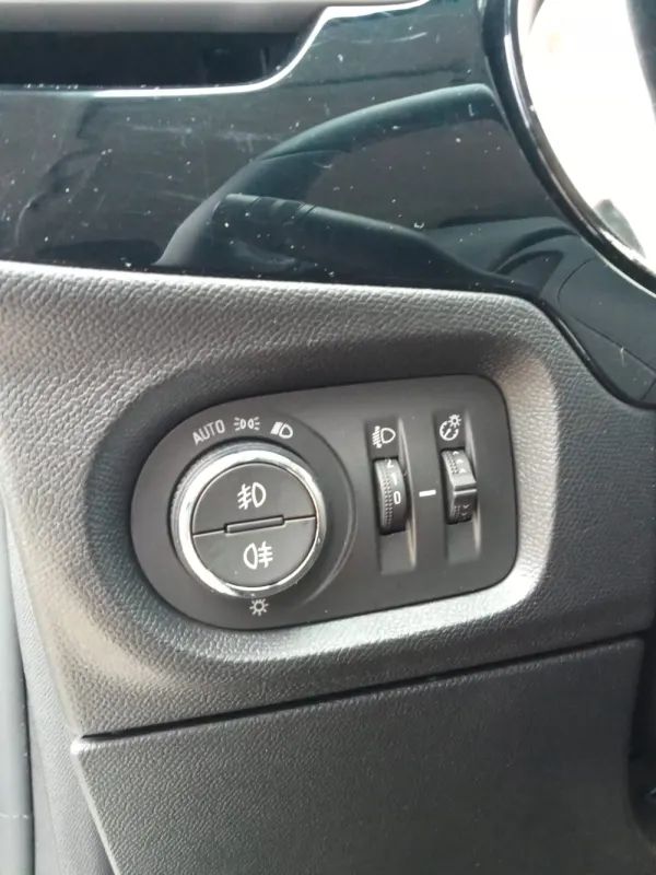 Opel Corsa 1.2 T Edition 15