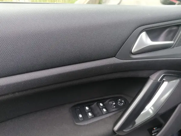 Peugeot 308 SW Allure 12