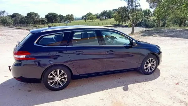 Peugeot 308 SW Allure 7