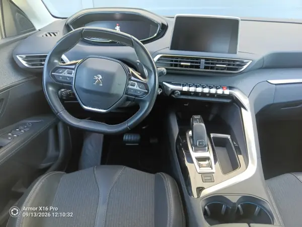 Peugeot 3008 1.2 PureTech Allure Pack EAT8 12