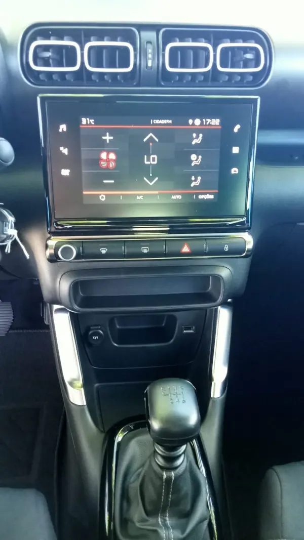 Citroen C3 Aircross 1.2 PureTech Shine Pack 13