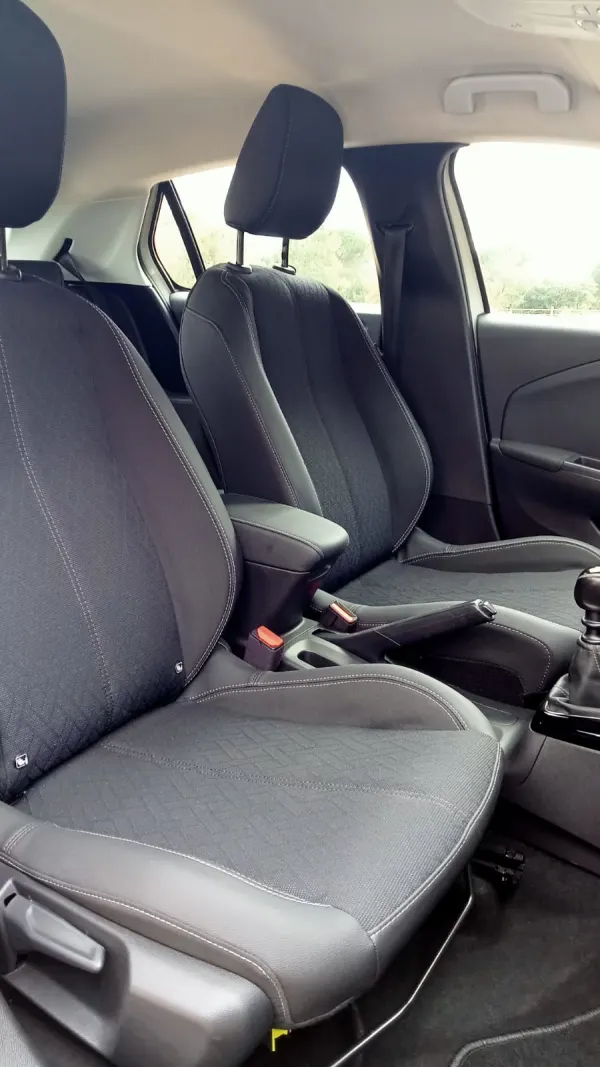 Opel Corsa 1.2 T Edition 8