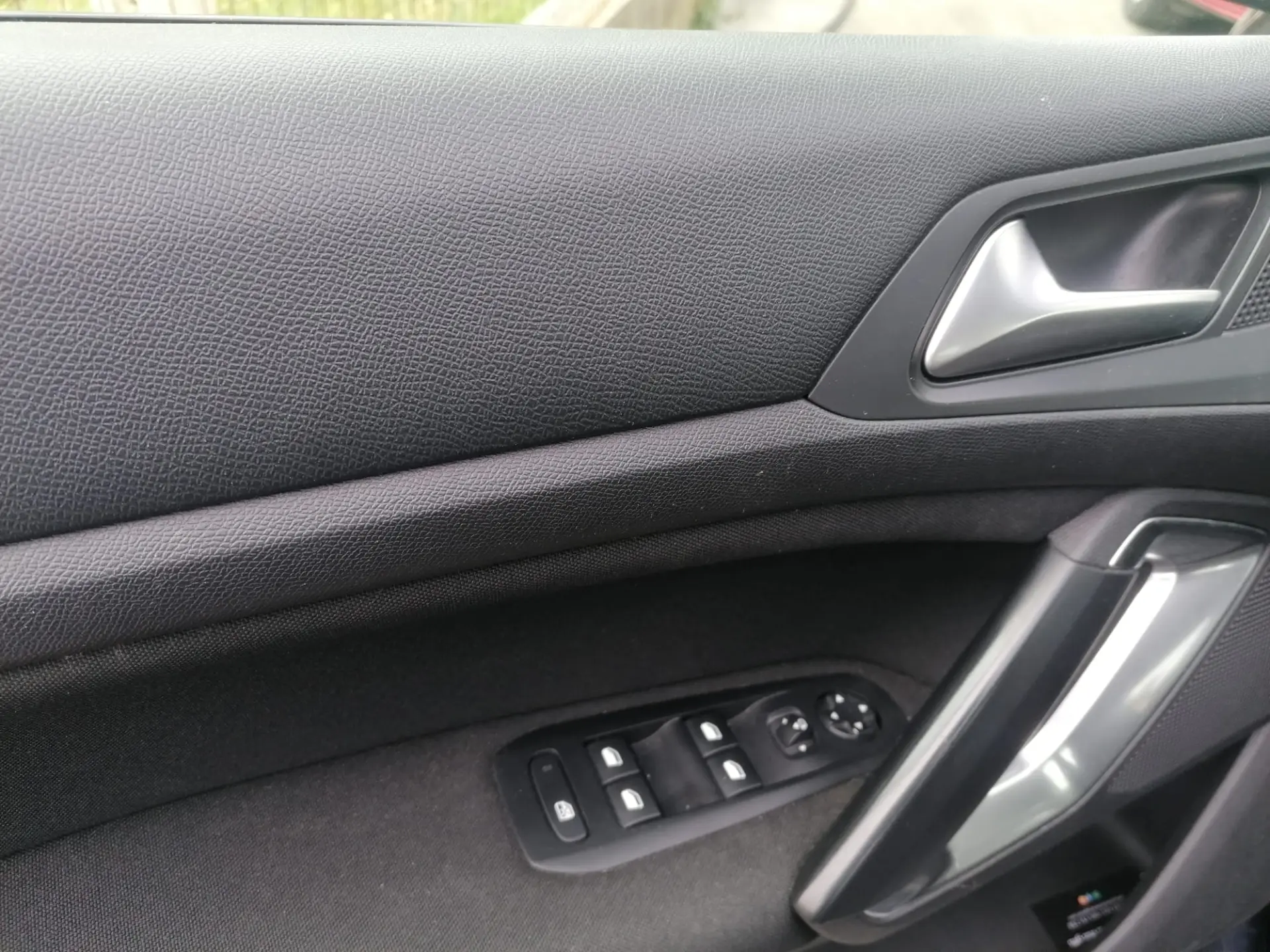 Peugeot 308 SW Allure 12