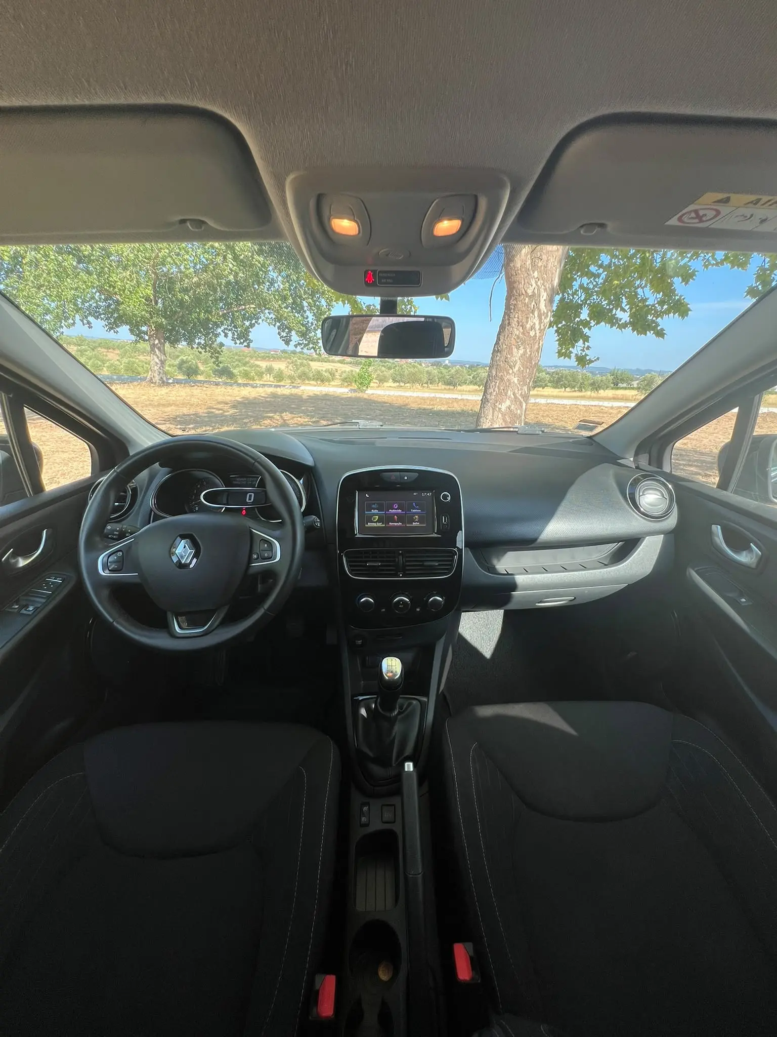Renault Clio Sport Tourer 0.9 TCe Limited 4