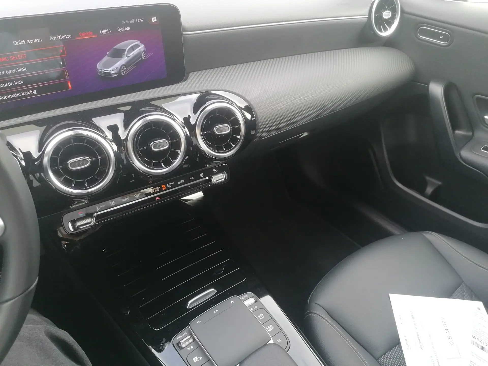Mercedes-Benz A 250 e 8G-DCT Progressive Advanced 2
