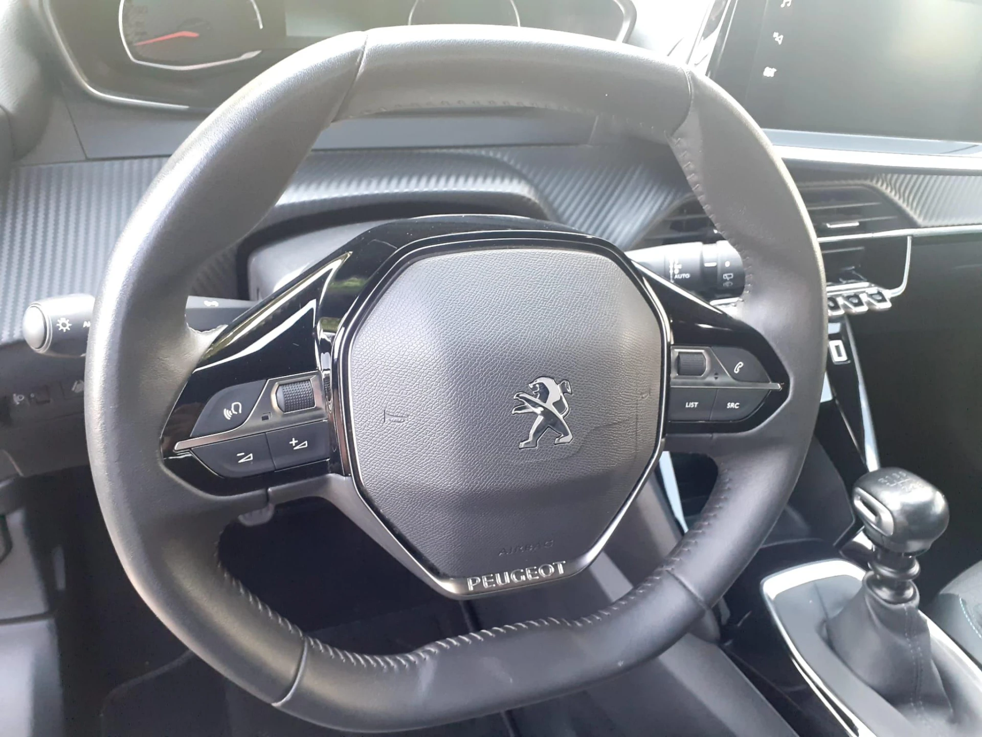 Peugeot 2008 Allure 14