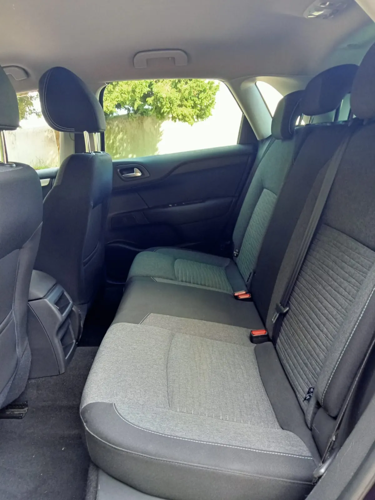 Citroën C4 1.6 BlueHDi Live 13