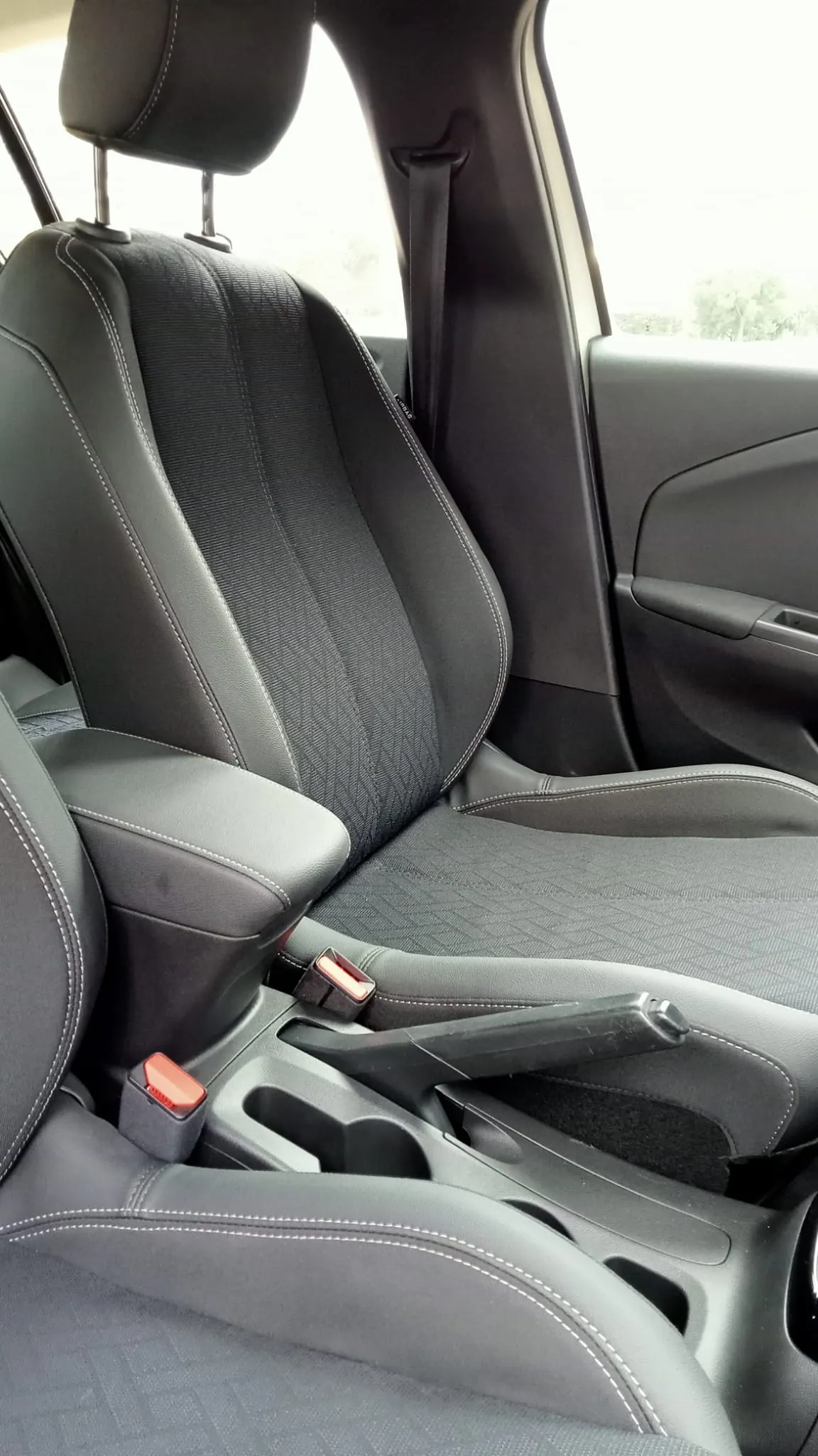 Opel Corsa 1.2 T Edition 9