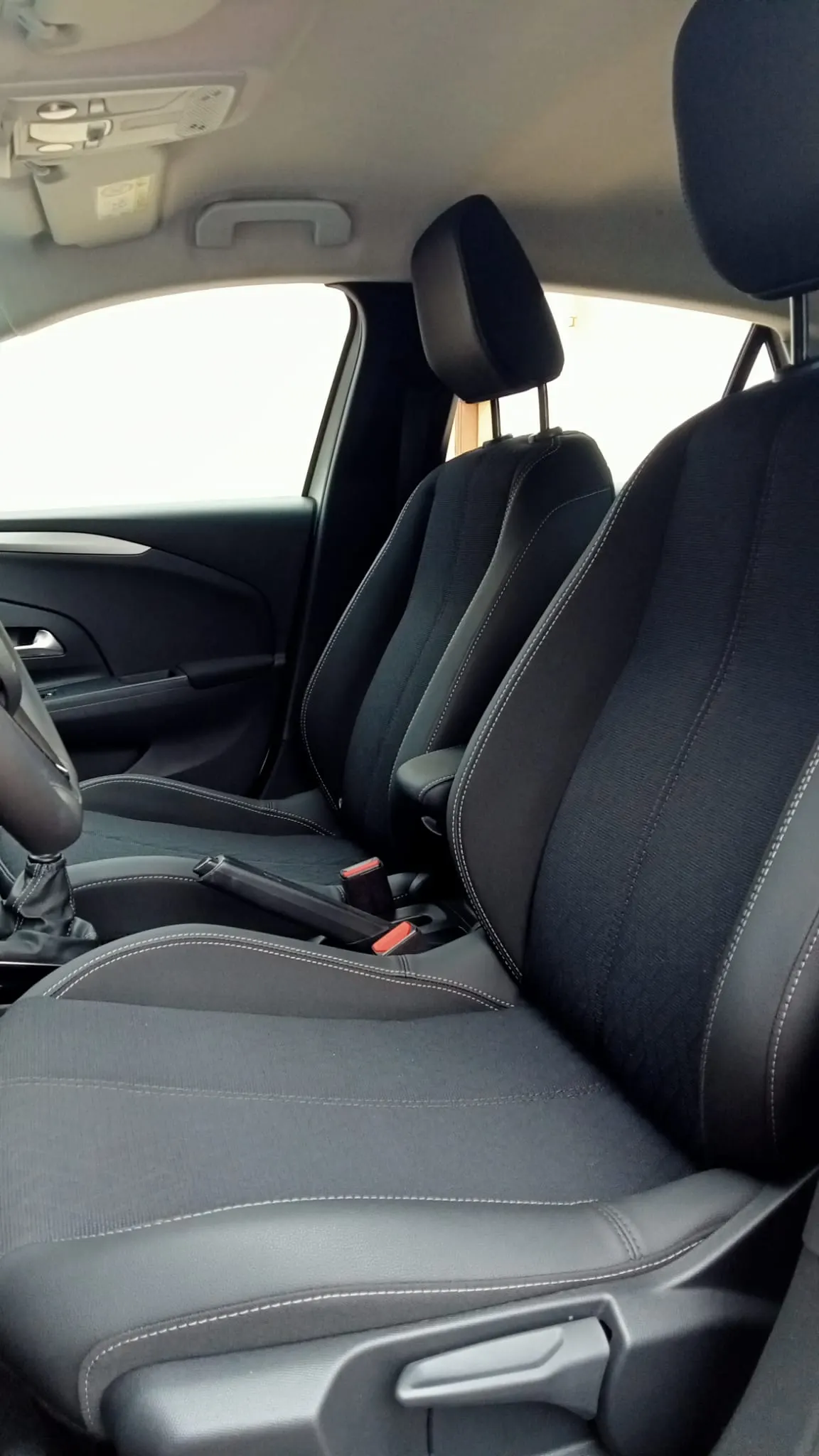 Opel Corsa 1.2 T Edition 10