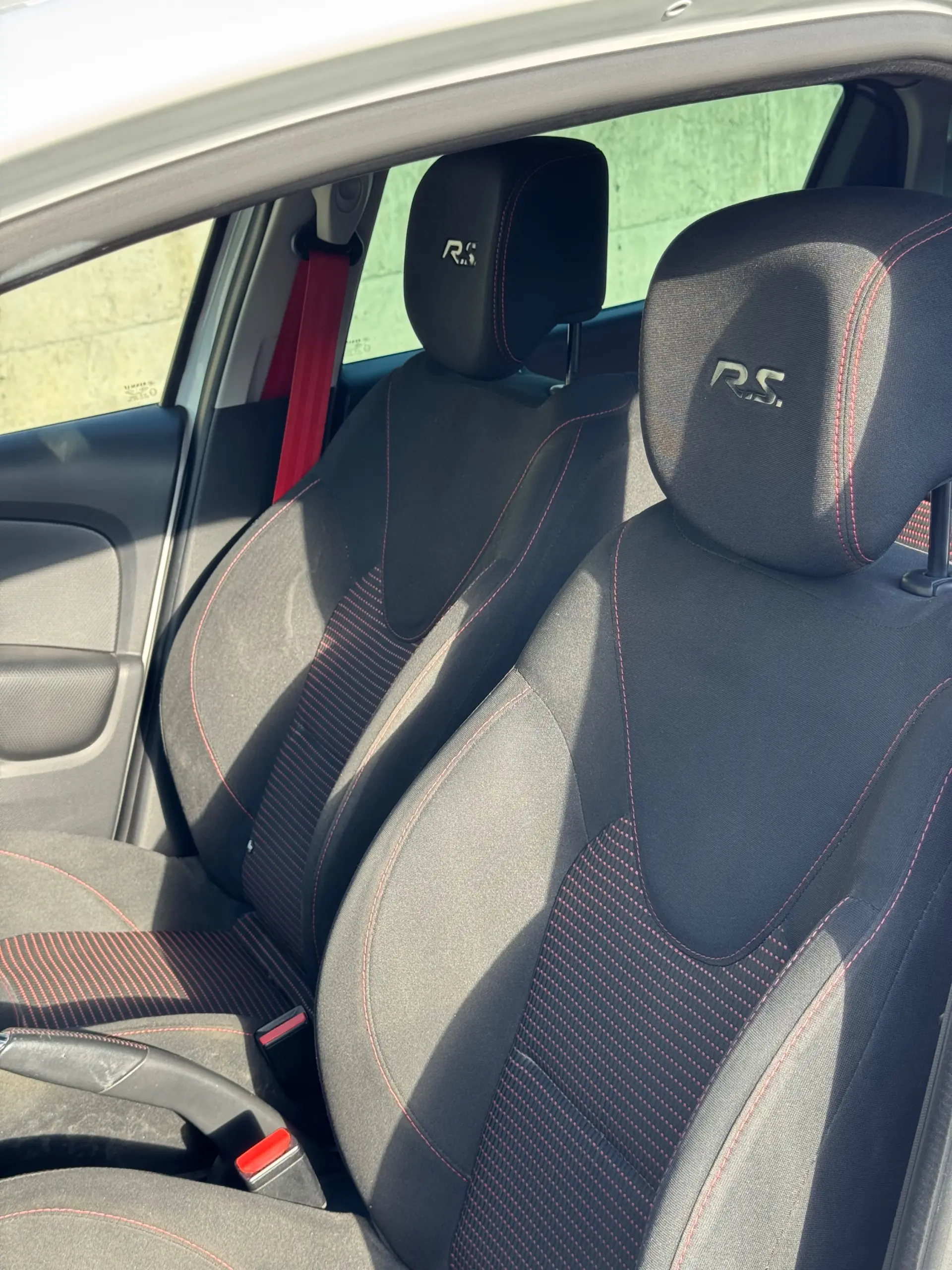 Renault Clio 1.6 Turbo R.S. EDC Sport 10
