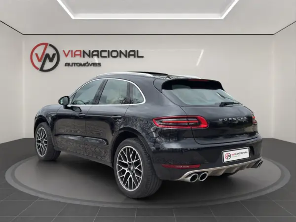 Porsche Macan PDK 5