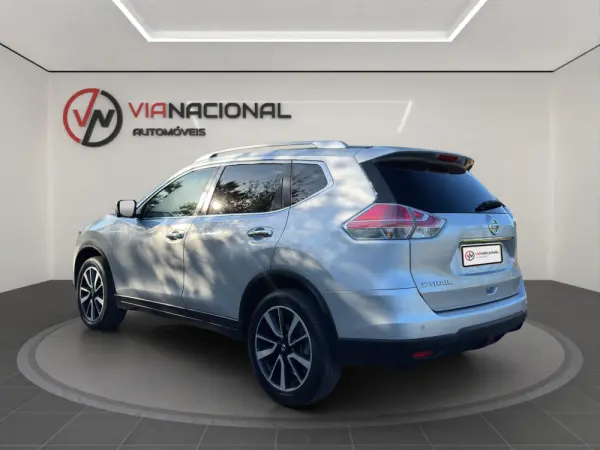 Nissan X-Trail 1.6 dCi N-Connecta 5