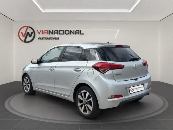 Hyundai i20 1.1 CRDi Access 5