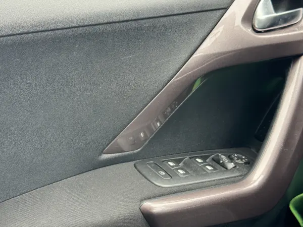 Peugeot 2008 1.4 Active 11