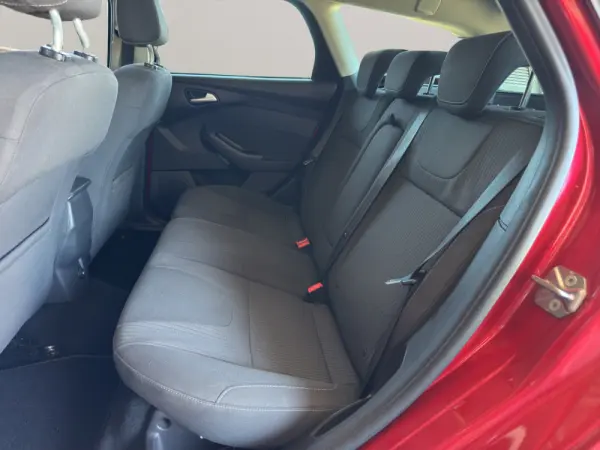 Ford Focus SW 1.0 EcoBoost Business 13