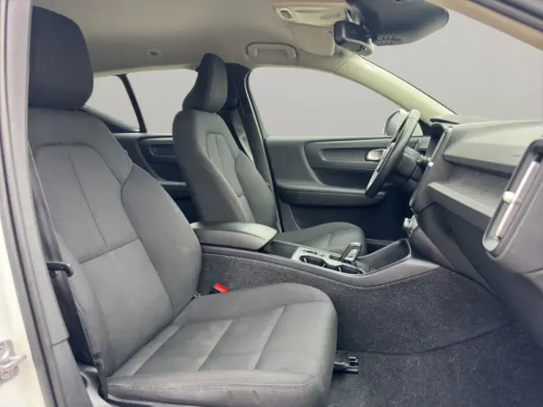 Volvo XC 40 2.0 D3 Geartronic 17