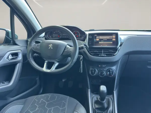 Peugeot 2008 1.2 PureTech Style 15