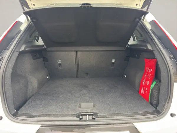 Volvo XC 40 2.0 D3 Geartronic 19