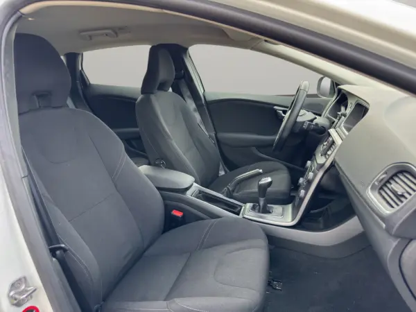 Volvo V40 Cross Country 2.0 D2 13