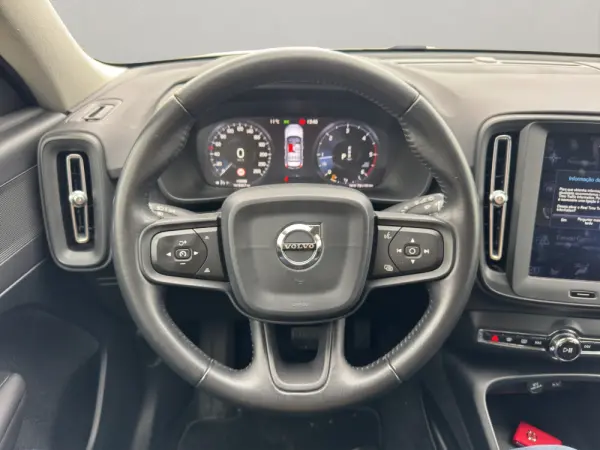 Volvo XC 40 2.0 D3 Geartronic 9