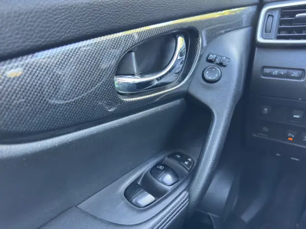 Nissan X-Trail 1.6 dCi N-Connecta 9