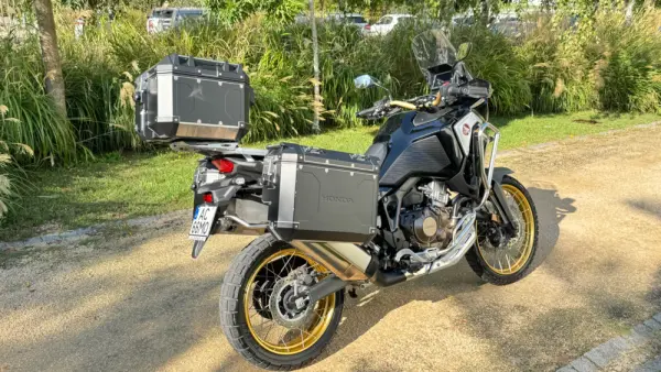 Honda Africa Twin Adventure Sports 7