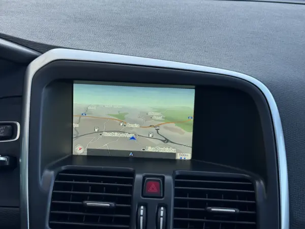 Volvo XC 60 2.0 D4 Summum Geartronic 18