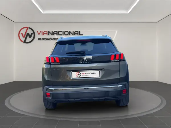 Peugeot 3008 1.5 BlueHDi Active Pack 6