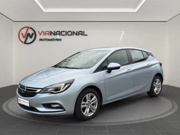 Opel Astra 1.0 Dynamic S/S 3