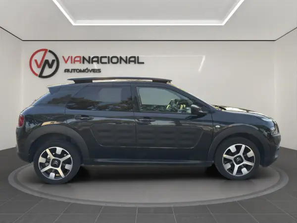 Citroen C4 Cactus 1.6 BlueHDi Shine 8