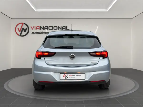 Opel Astra 1.0 Dynamic S/S 6