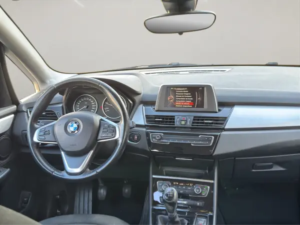 BMW 216 Active Tourer d Advantage 10