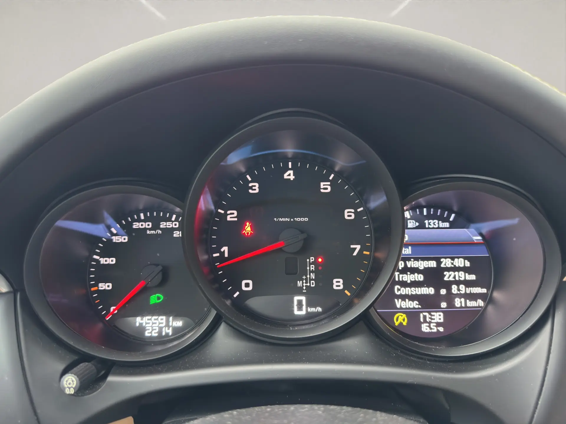 Porsche Macan PDK 11