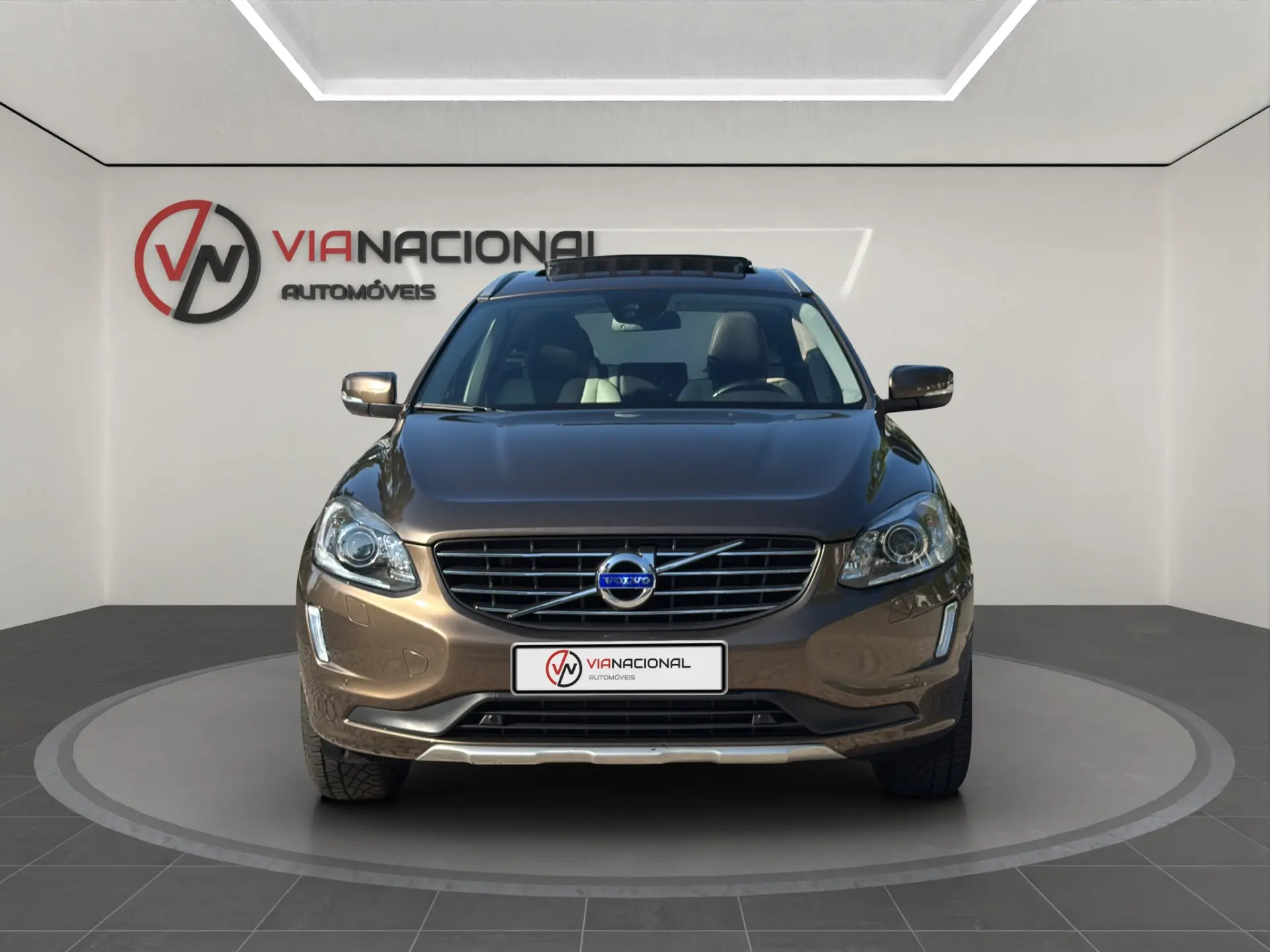 Volvo XC 60 2.0 D4 Summum Geartronic 2