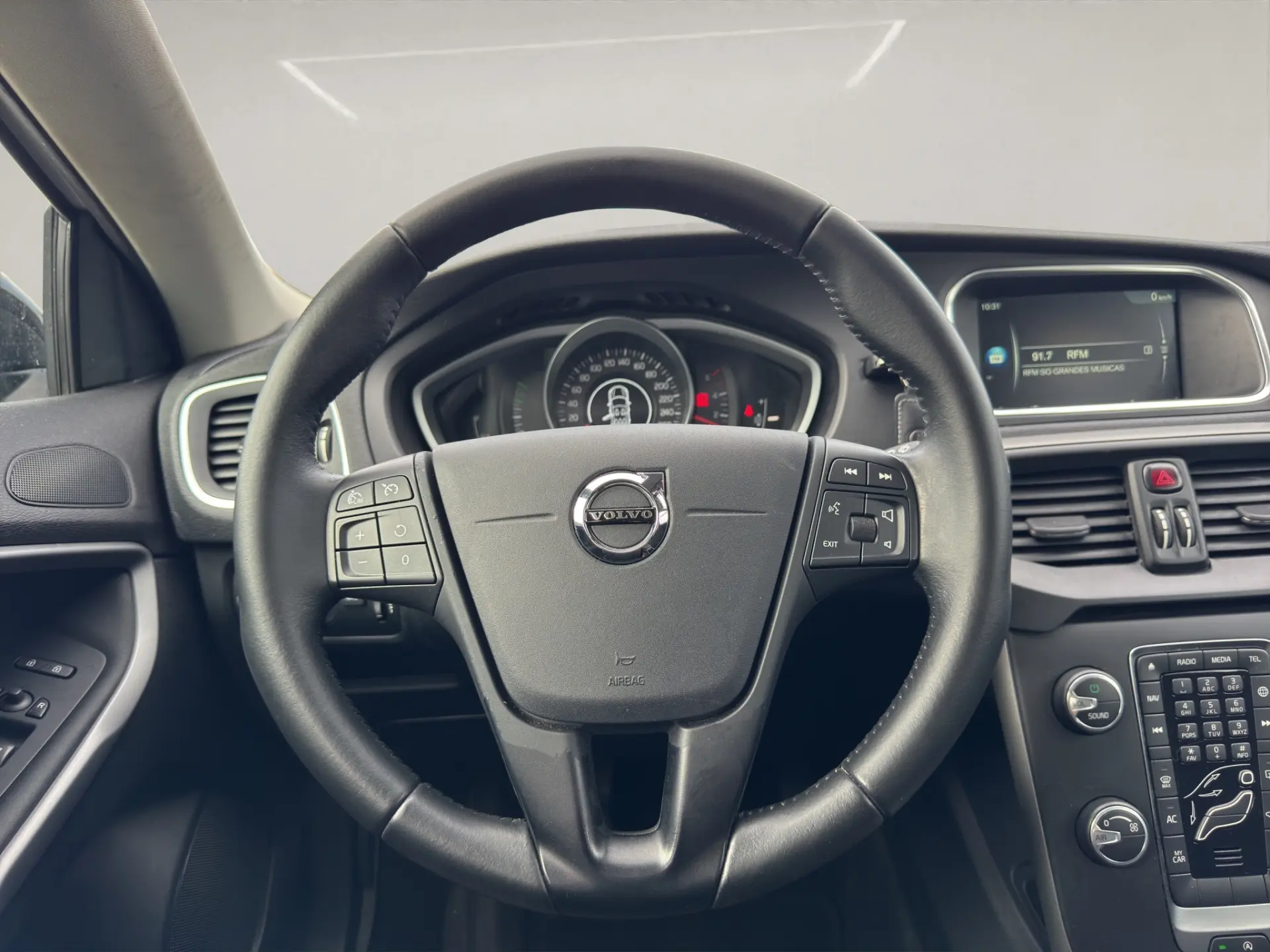 Volvo V40 Cross Country 2.0 D2 11
