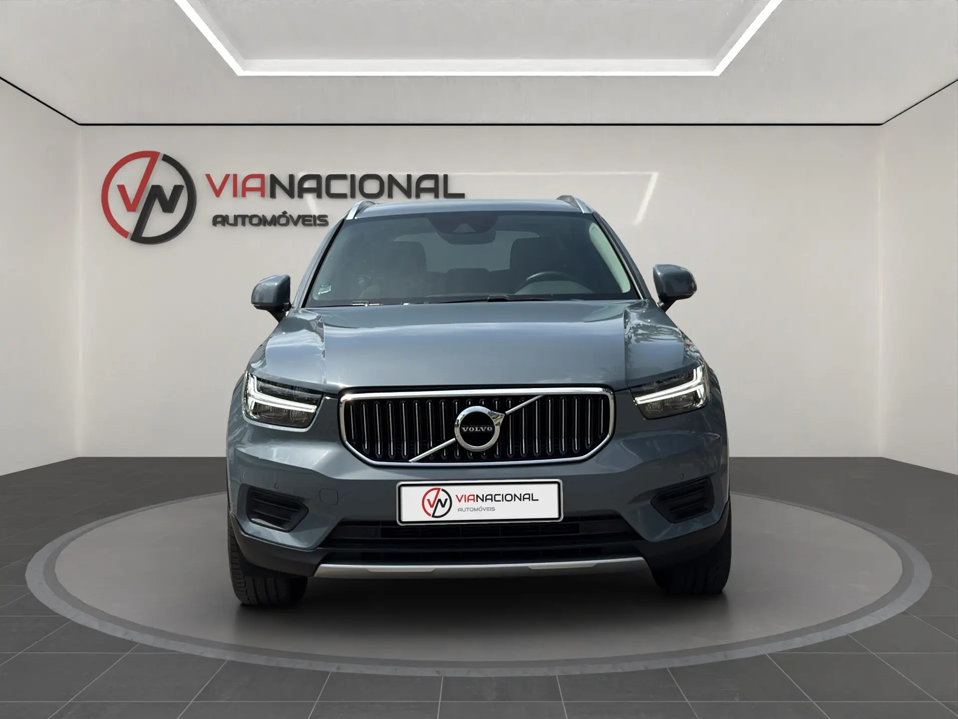 Volvo XC 40 1.5 T5 PHEV Inscription Expression 2