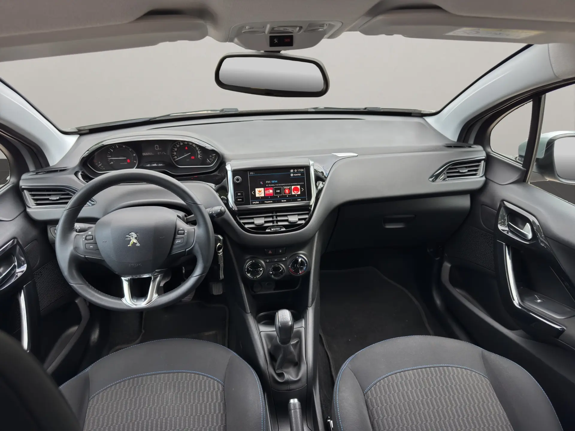 Peugeot 208 1.2 PureTech Signature 15
