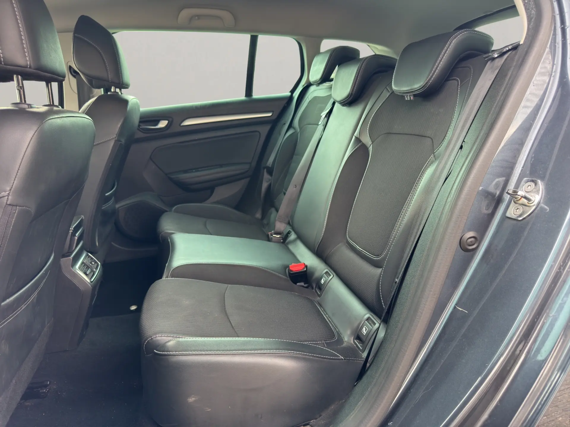 Renault Mégane Sport Tourer 1.6 E-Tech Plug-In Hybrid Techno 11