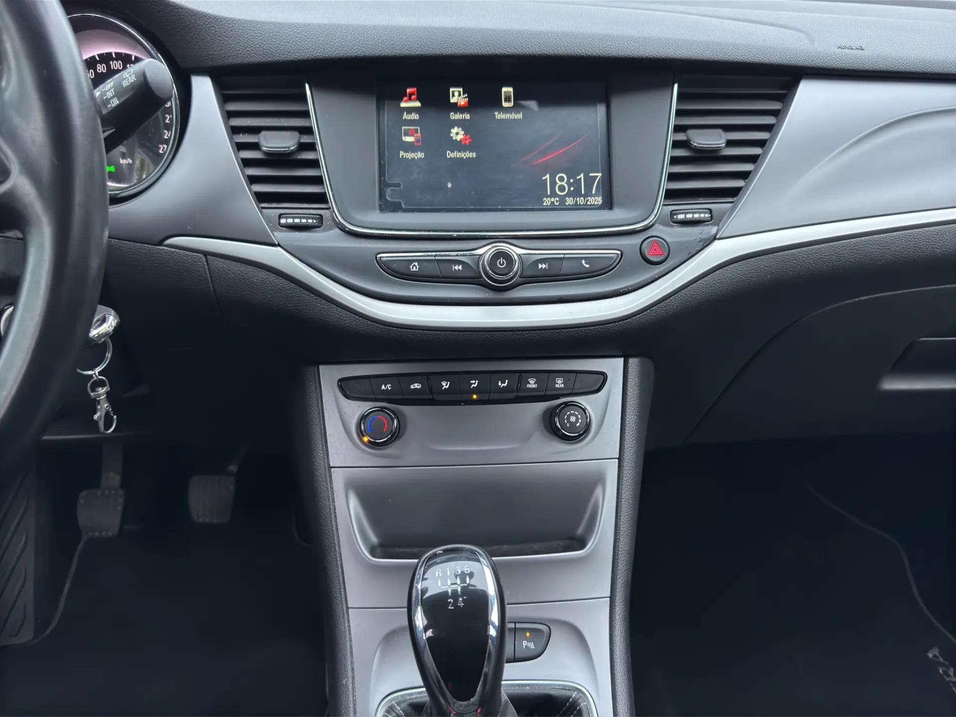 Opel Astra 1.0 Dynamic S/S 11