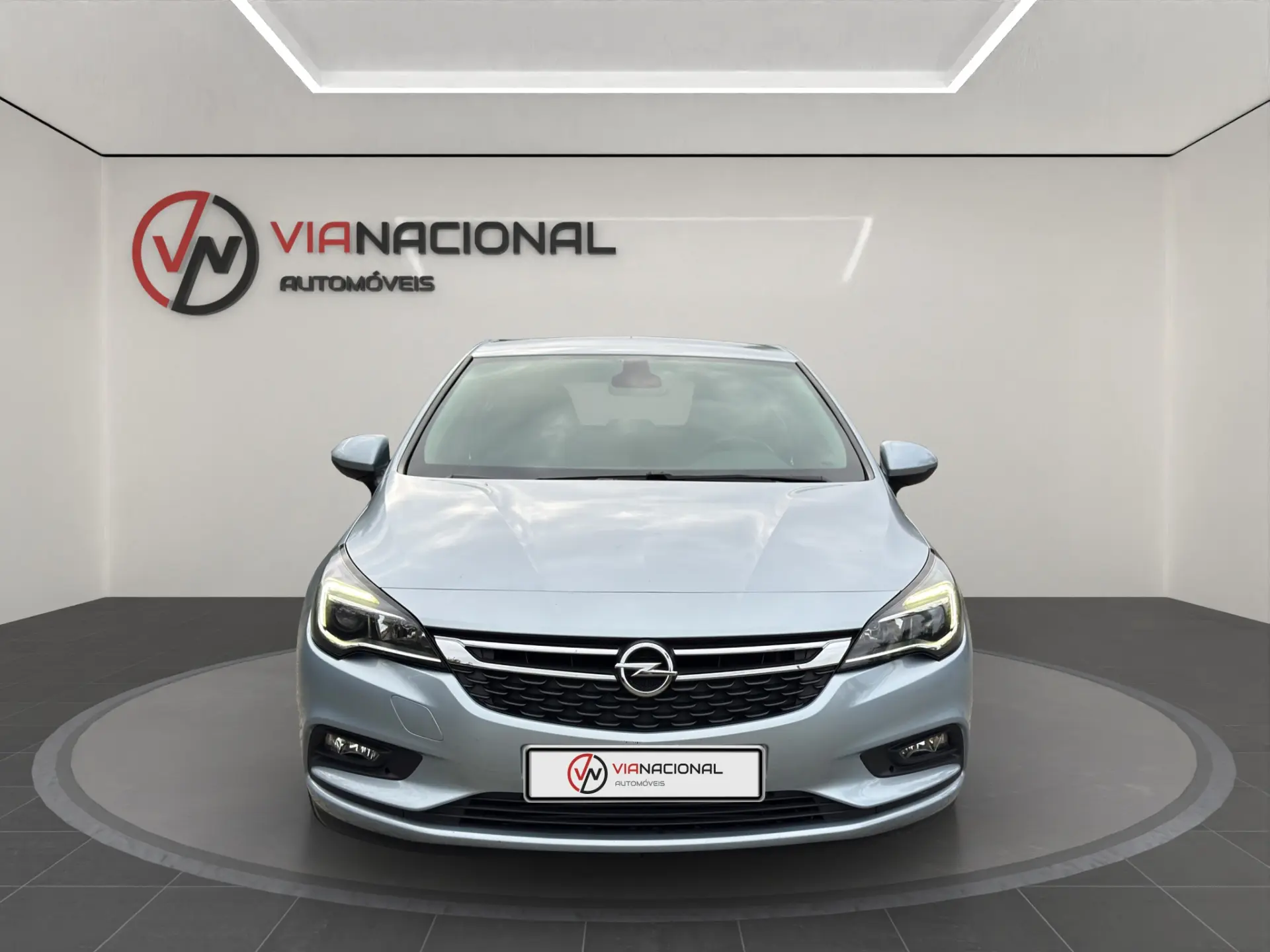 Opel Astra 1.0 Dynamic S/S 2