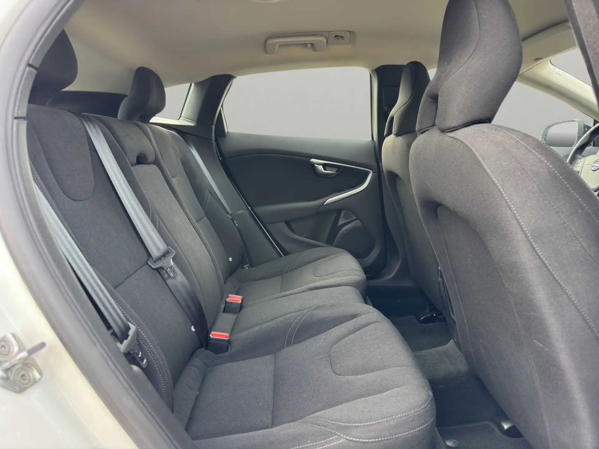 Volvo V40 Cross Country 2.0 D2 17